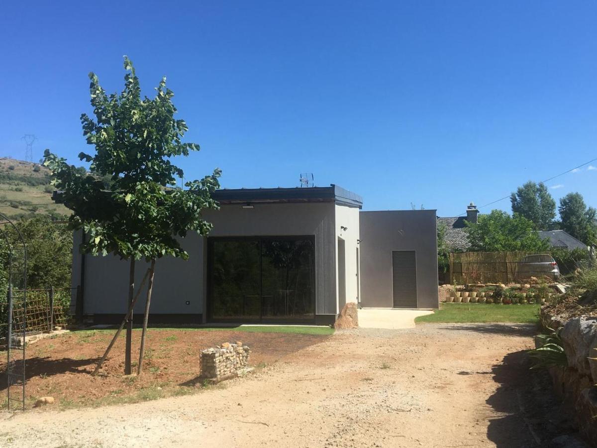 Gite Du Travers Villa Sebrazac ภายนอก รูปภาพ